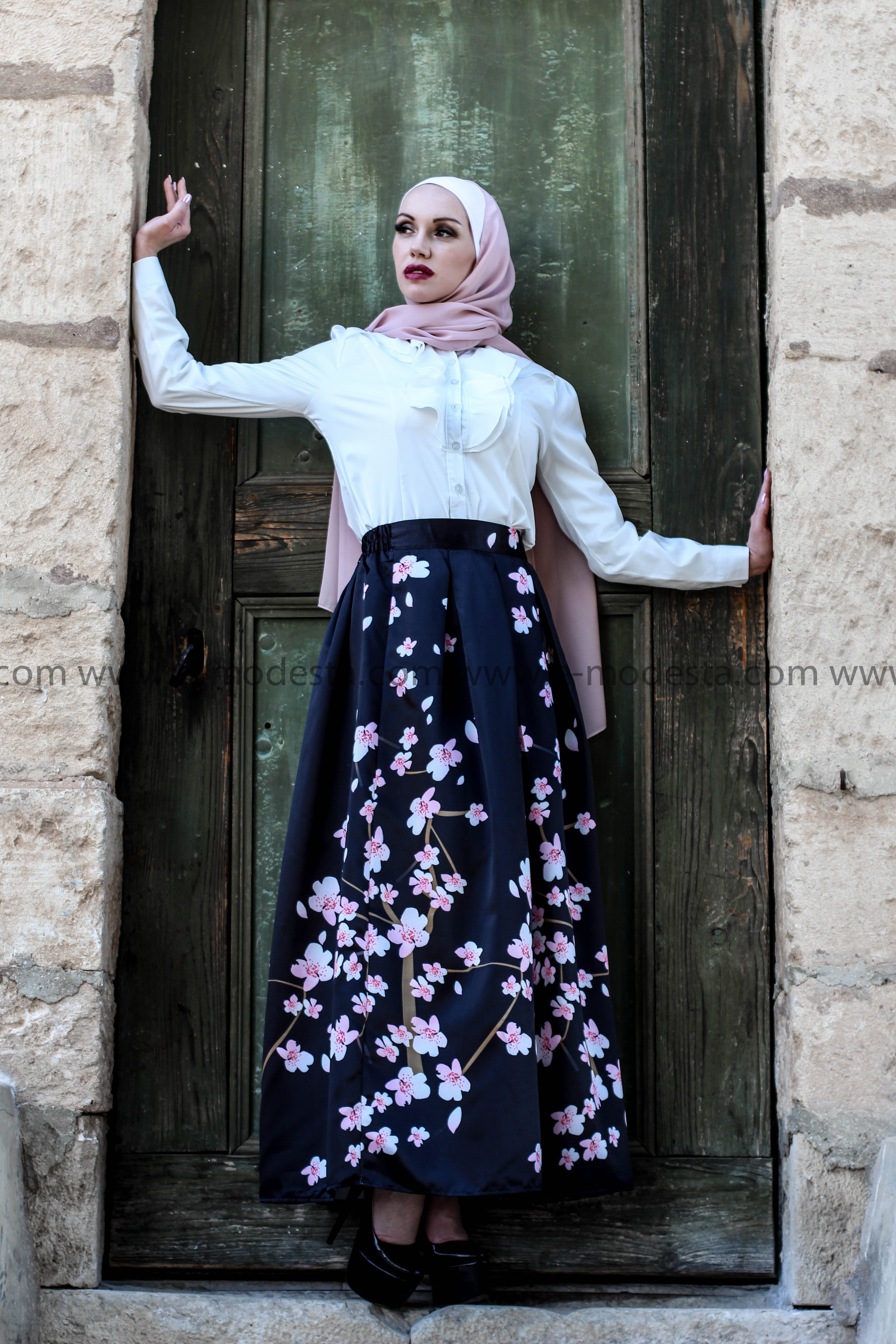 Black Maxi Ball Gown Skirt with Pink Flowers E-Modesta