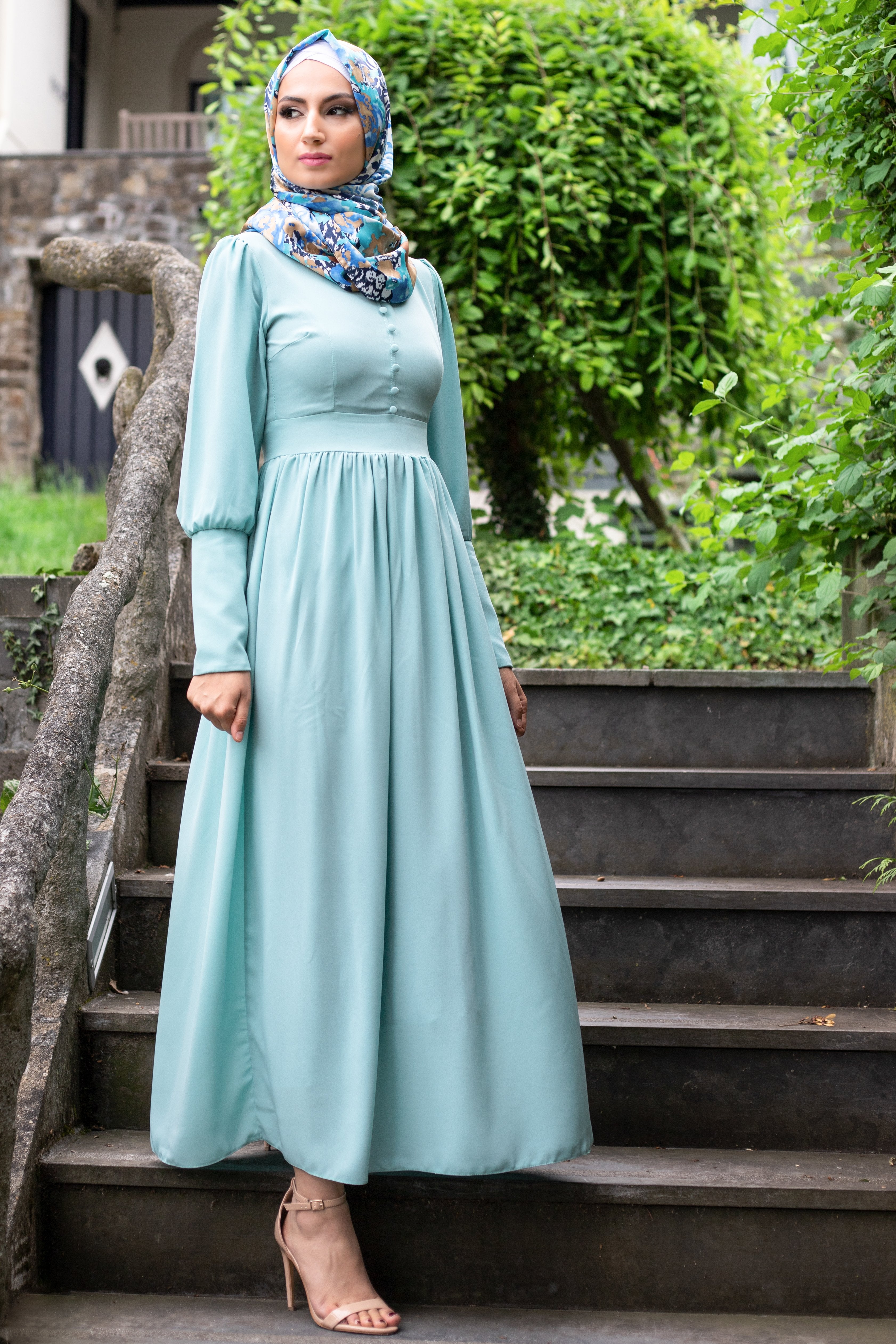 Schlichtes elegantes Kleid | Komplett gefüttert | Himmelblaue Farbe