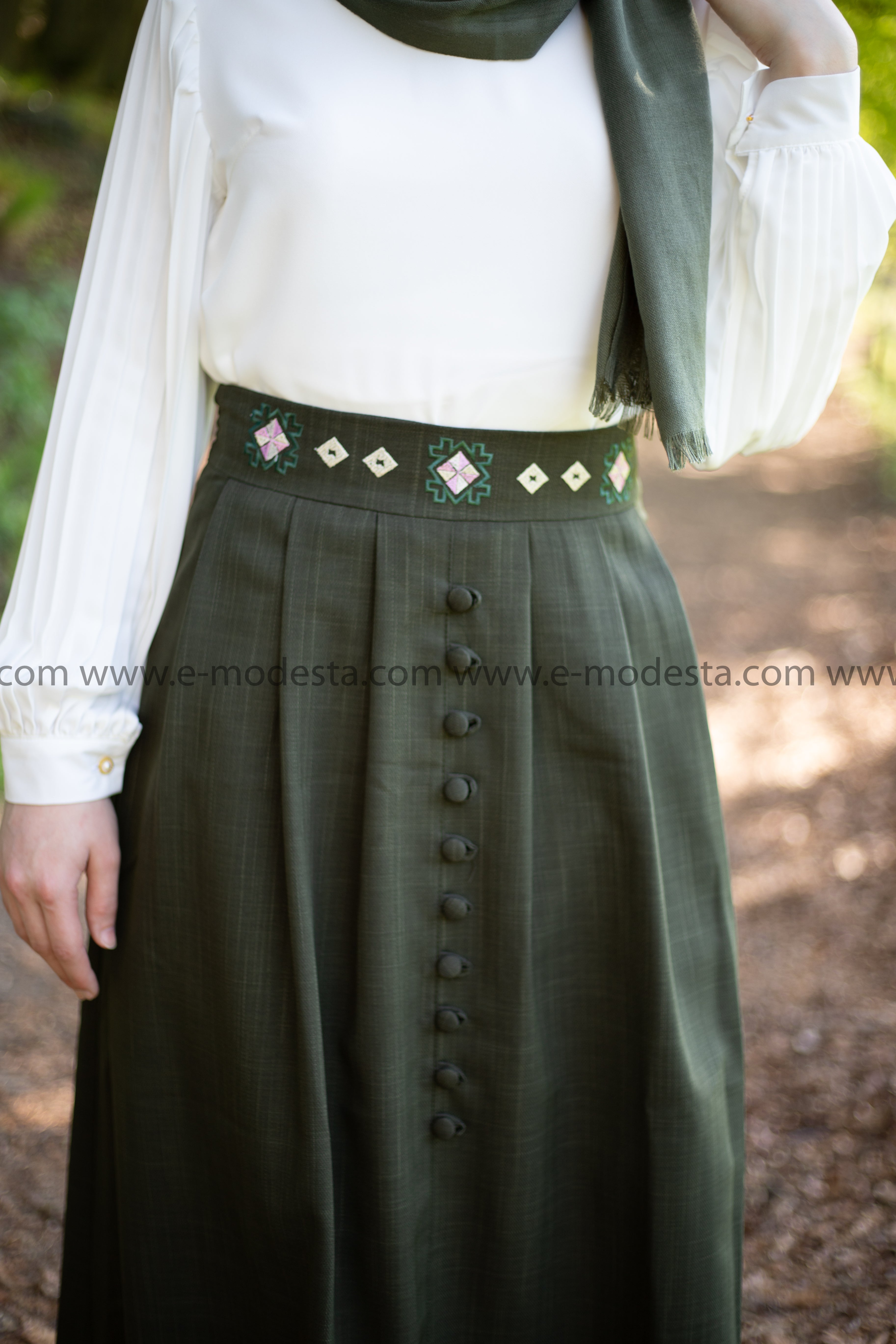 SALE Elegant Embroidery Skirt | Dark Green Color - E-Modesta