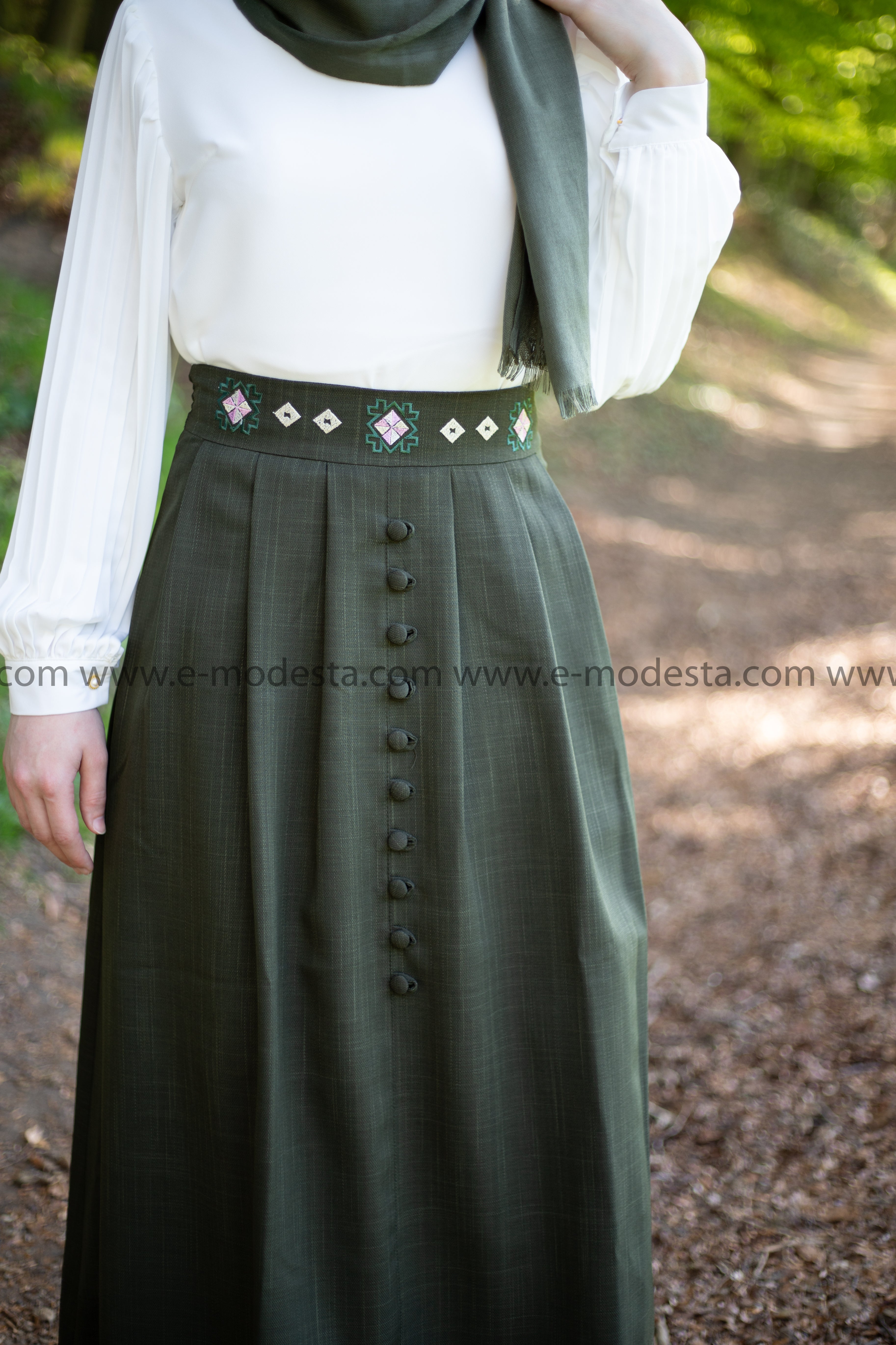 SALE Elegant Embroidery Skirt | Dark Green Color - E-Modesta