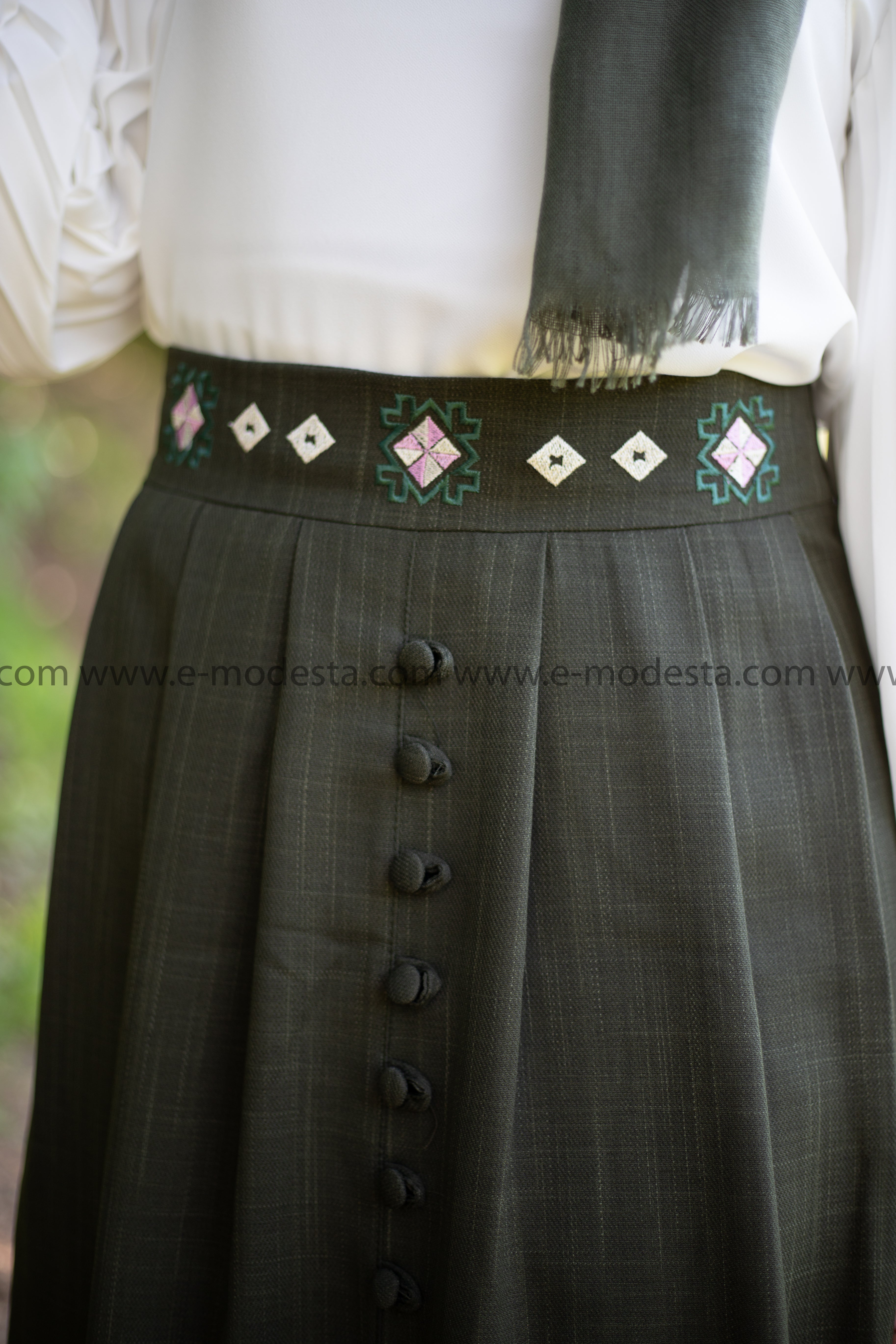 SALE Elegant Embroidery Skirt | Dark Green Color - E-Modesta