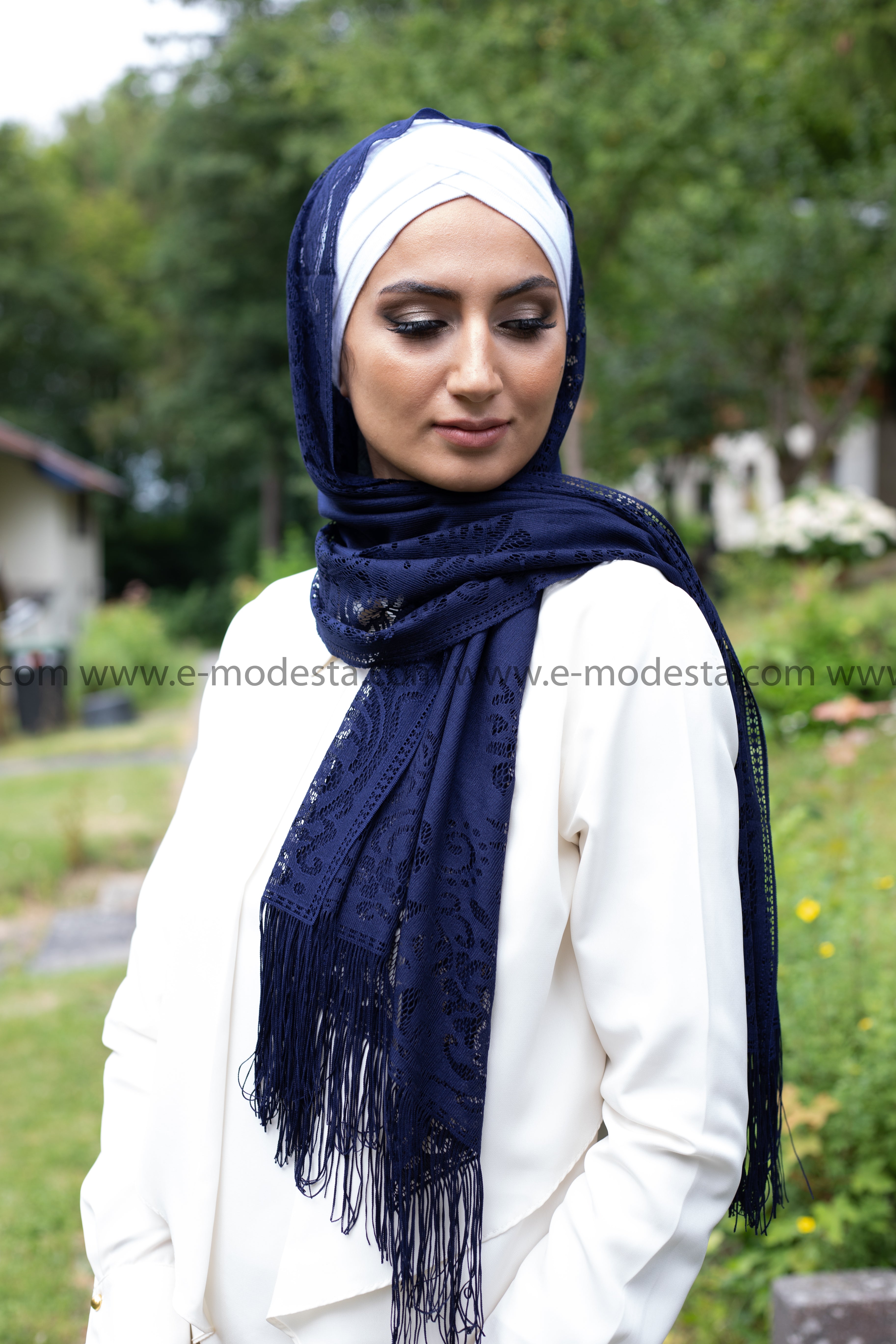 Hijab-Dantel-Dark blue - E-Modesta