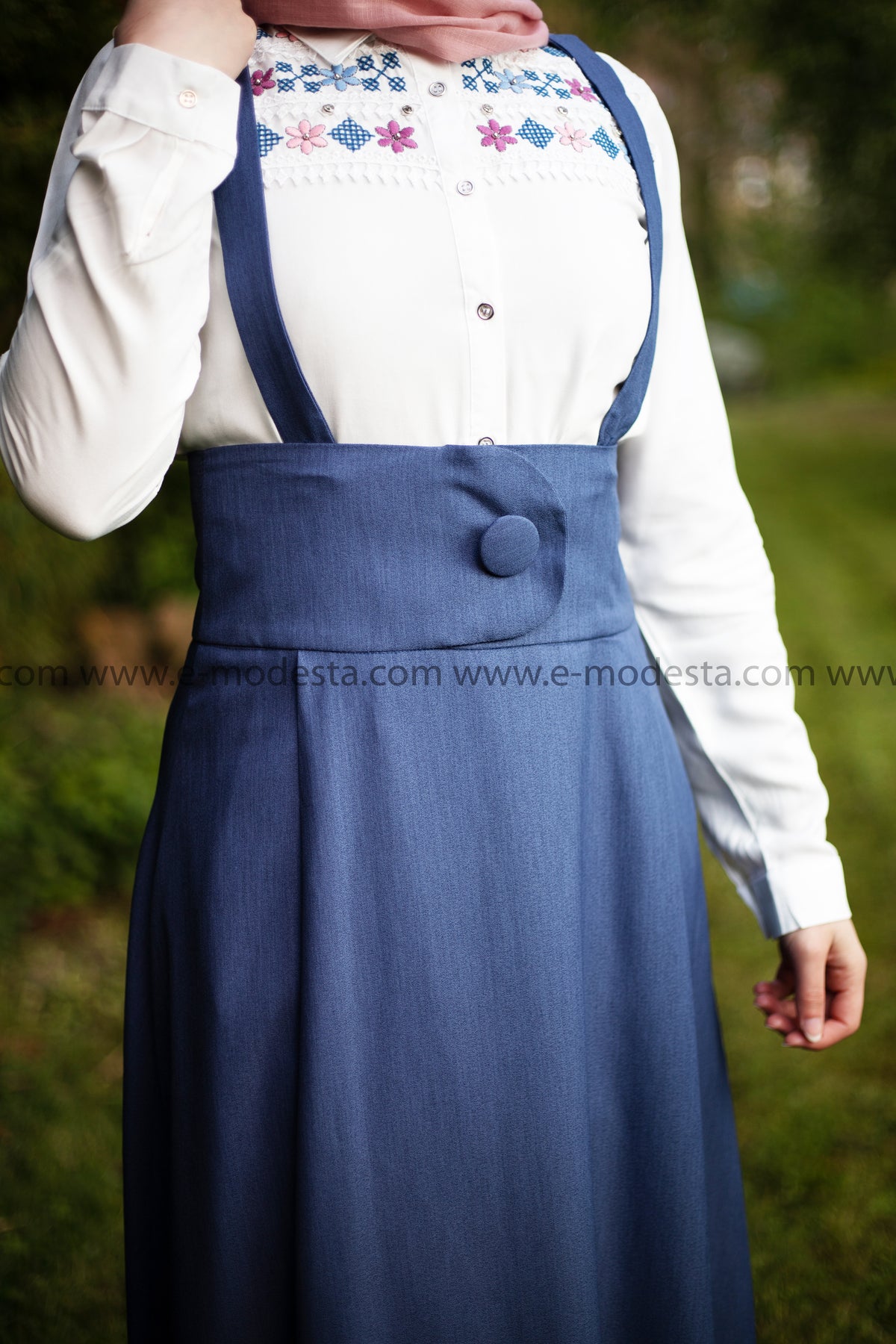 SALE Summer White Shirt | Flowers Embroidery | Blue and Pink - E-Modesta