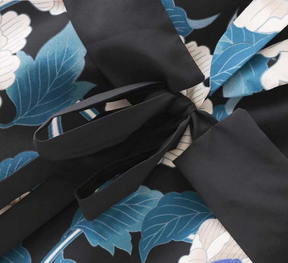 Mid-length Blazer with Vintage Blue Floral Print - E-Modesta
