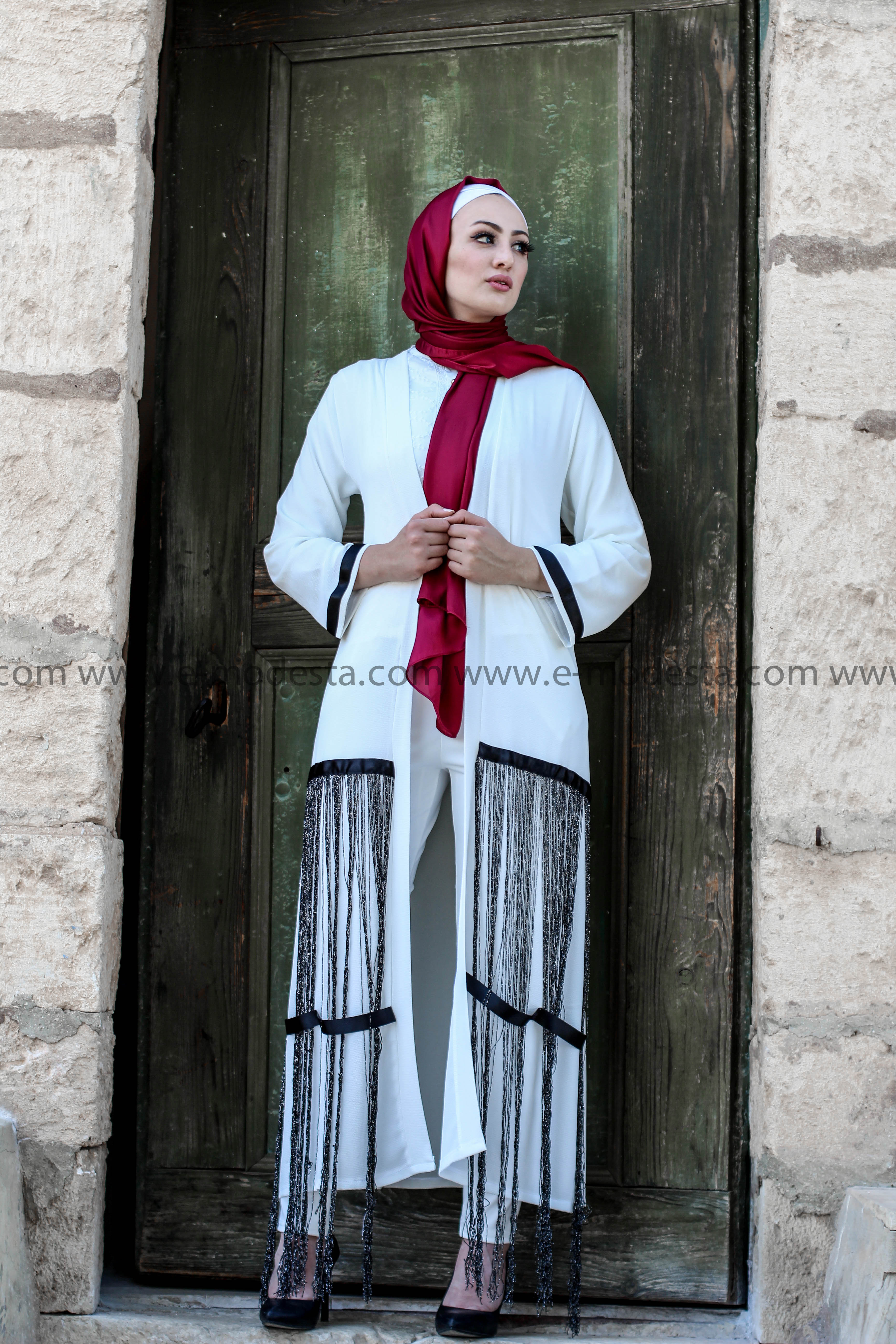 SALE Modern Abaya with Black Stripes - E-Modesta