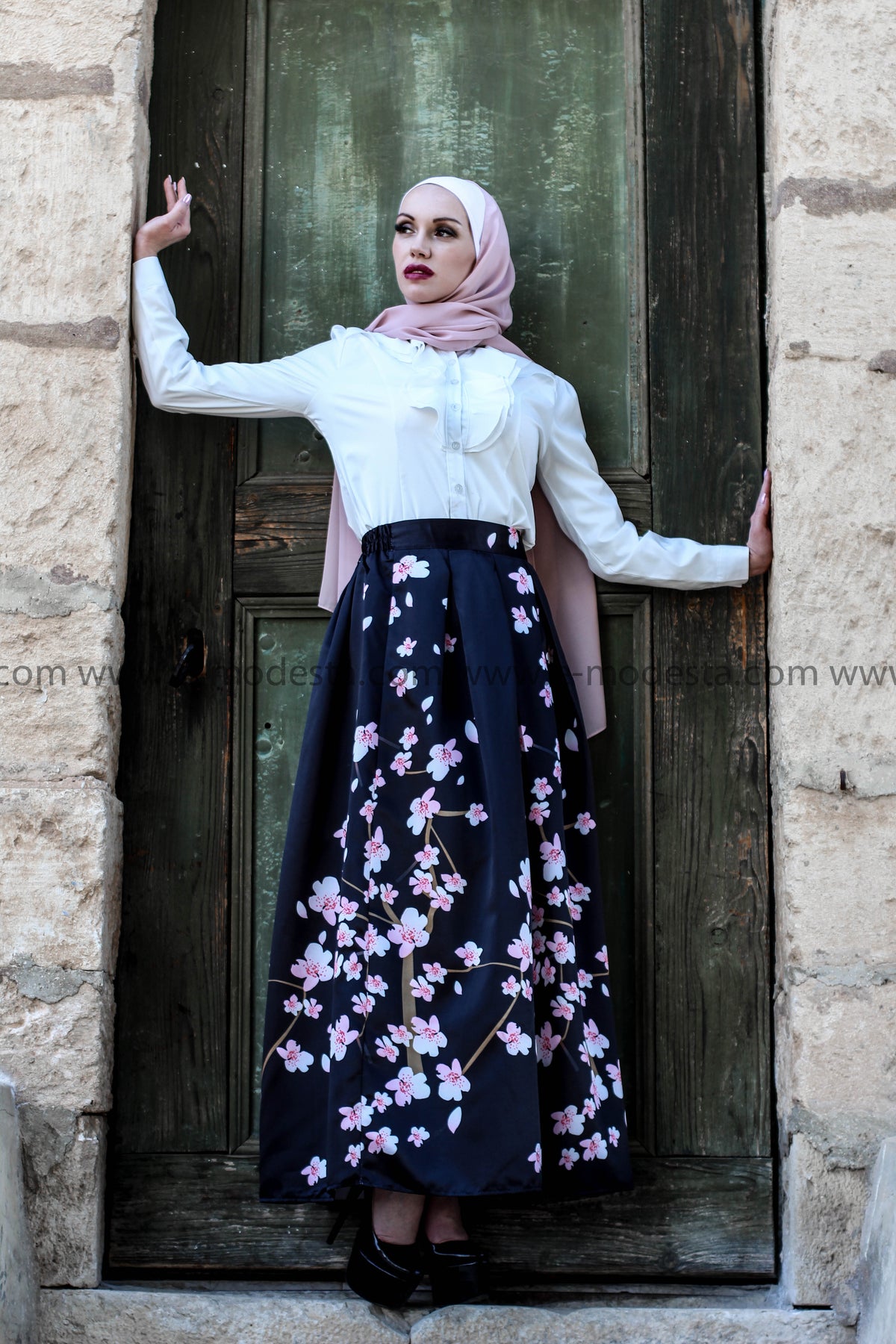 Black Maxi Ball Gown Skirt with Pink Flowers - E-Modesta#Hijab_fashion#