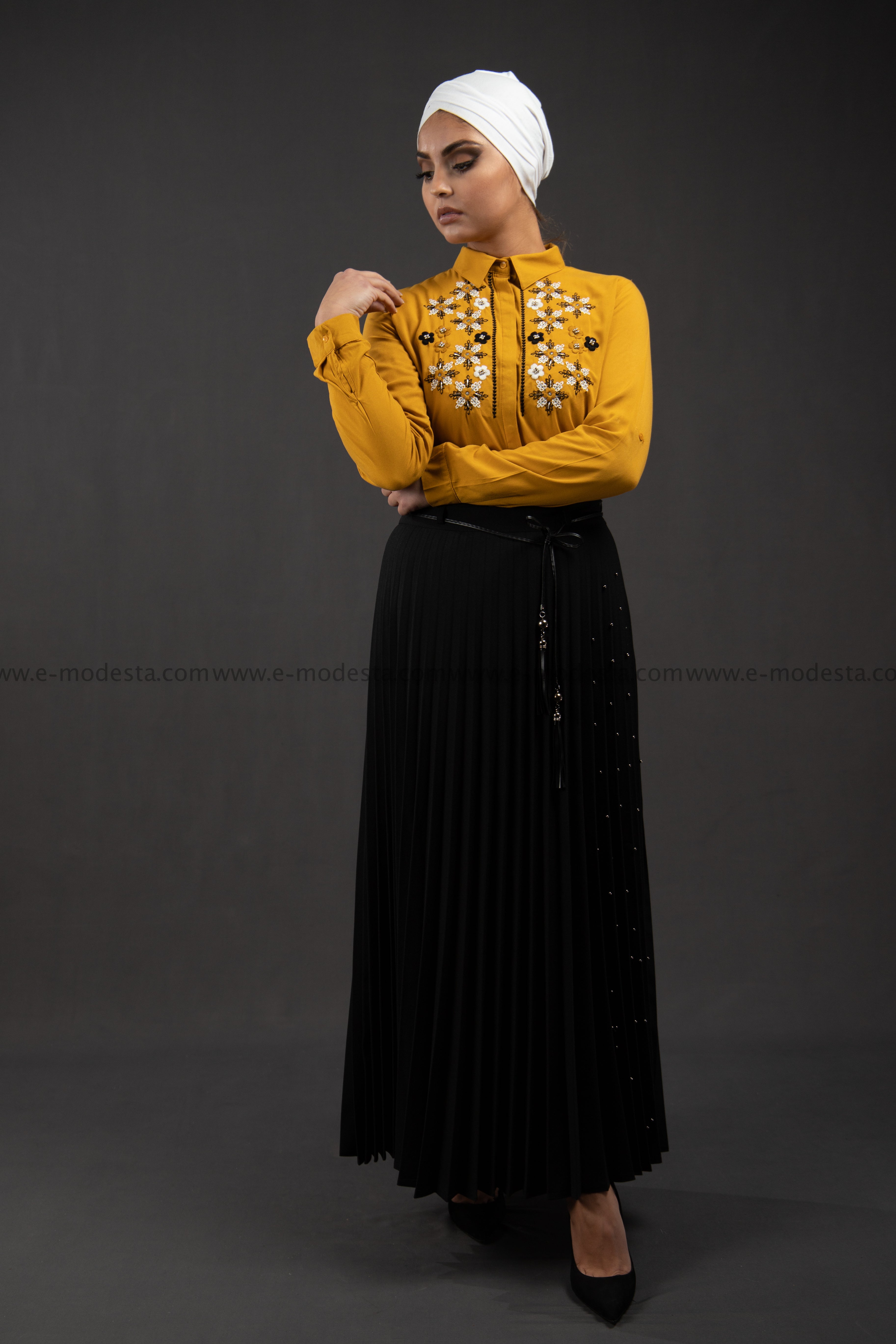 SALE Pleated Maxi Skirt | Black Color | Pearls on One Side - E-Modesta