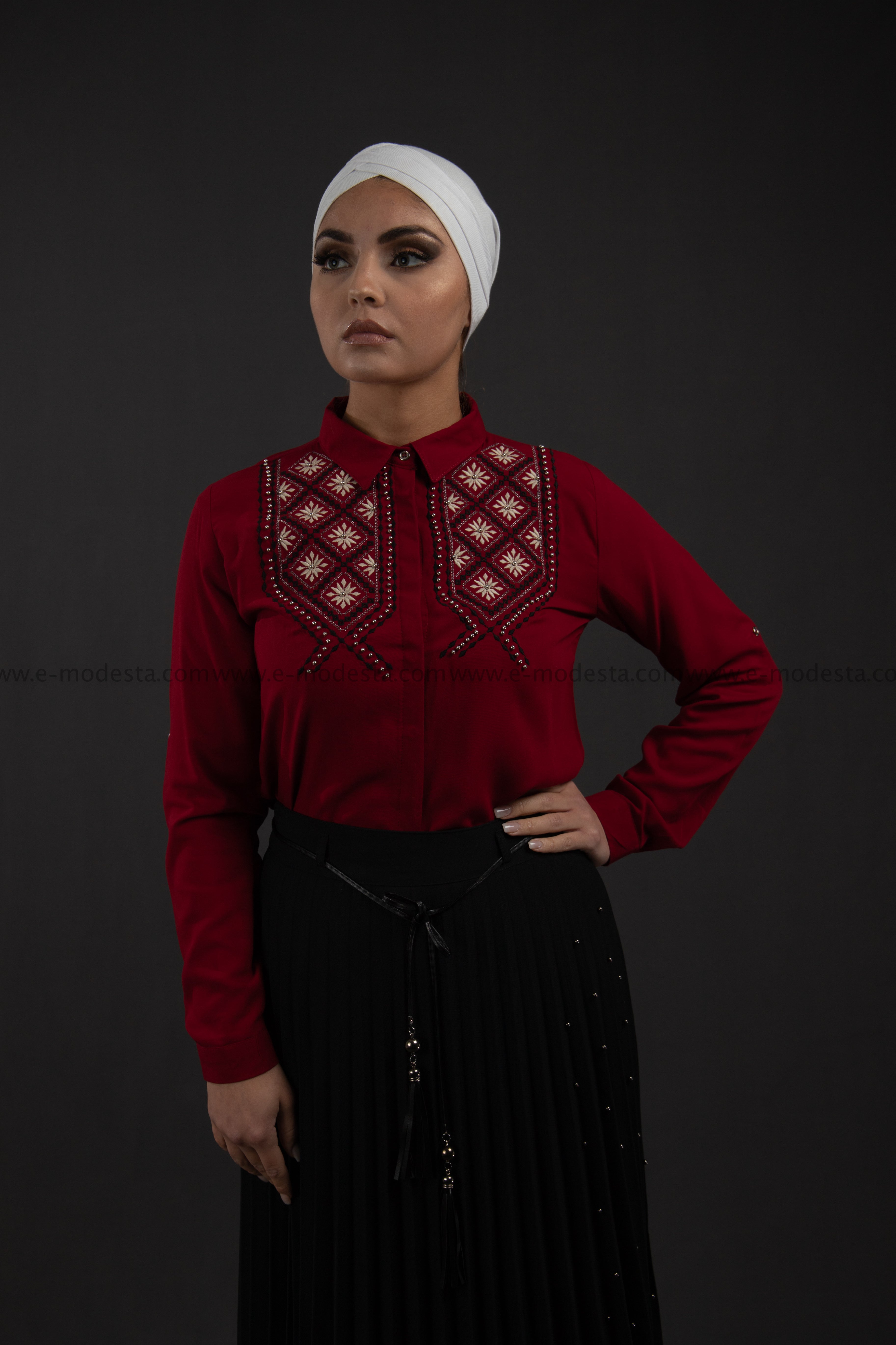 SALE Pleated Maxi Skirt | Black Color | Pearls on One Side - E-Modesta