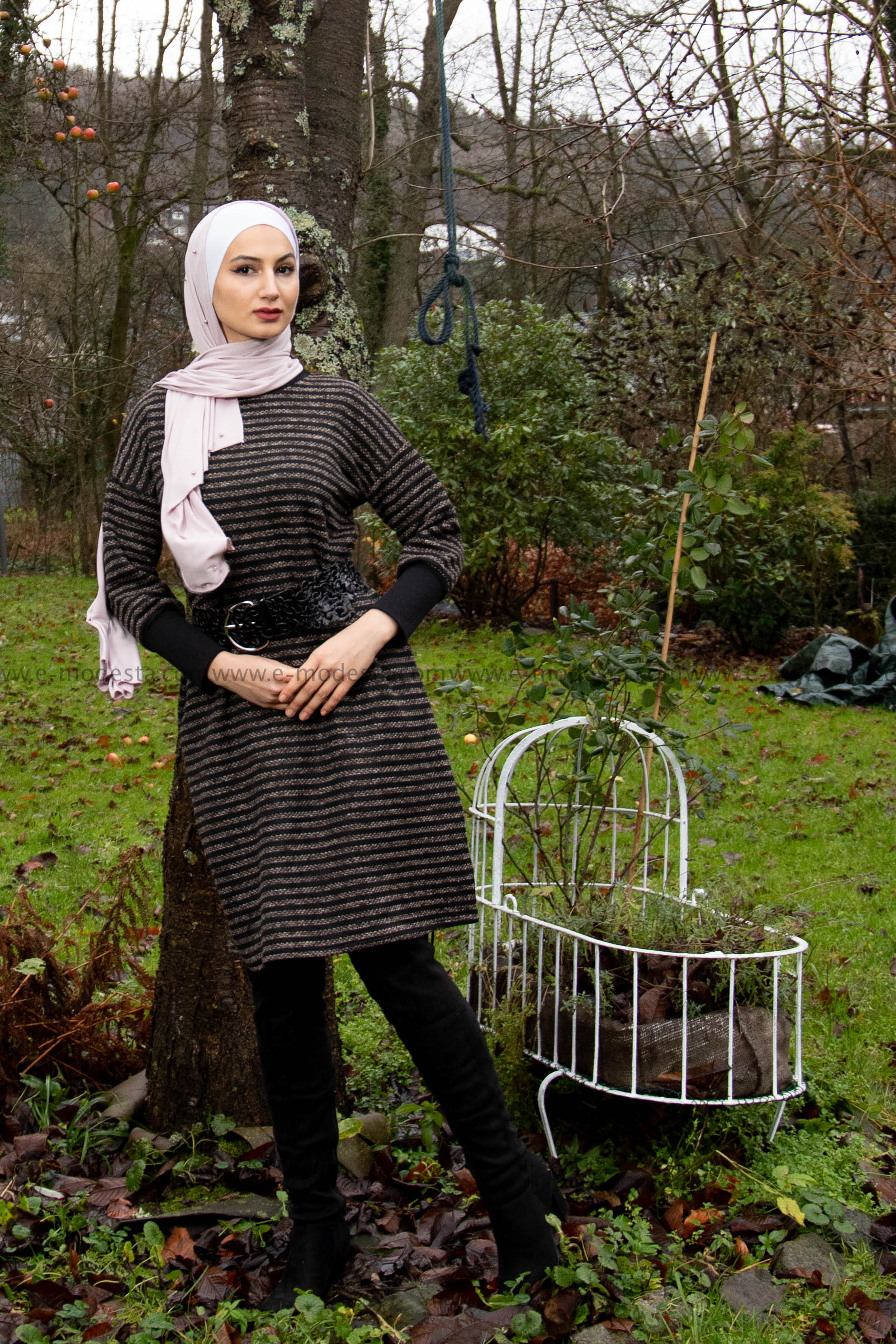 SALE Winter and Autumn Dress Black and Grey - E-Modesta