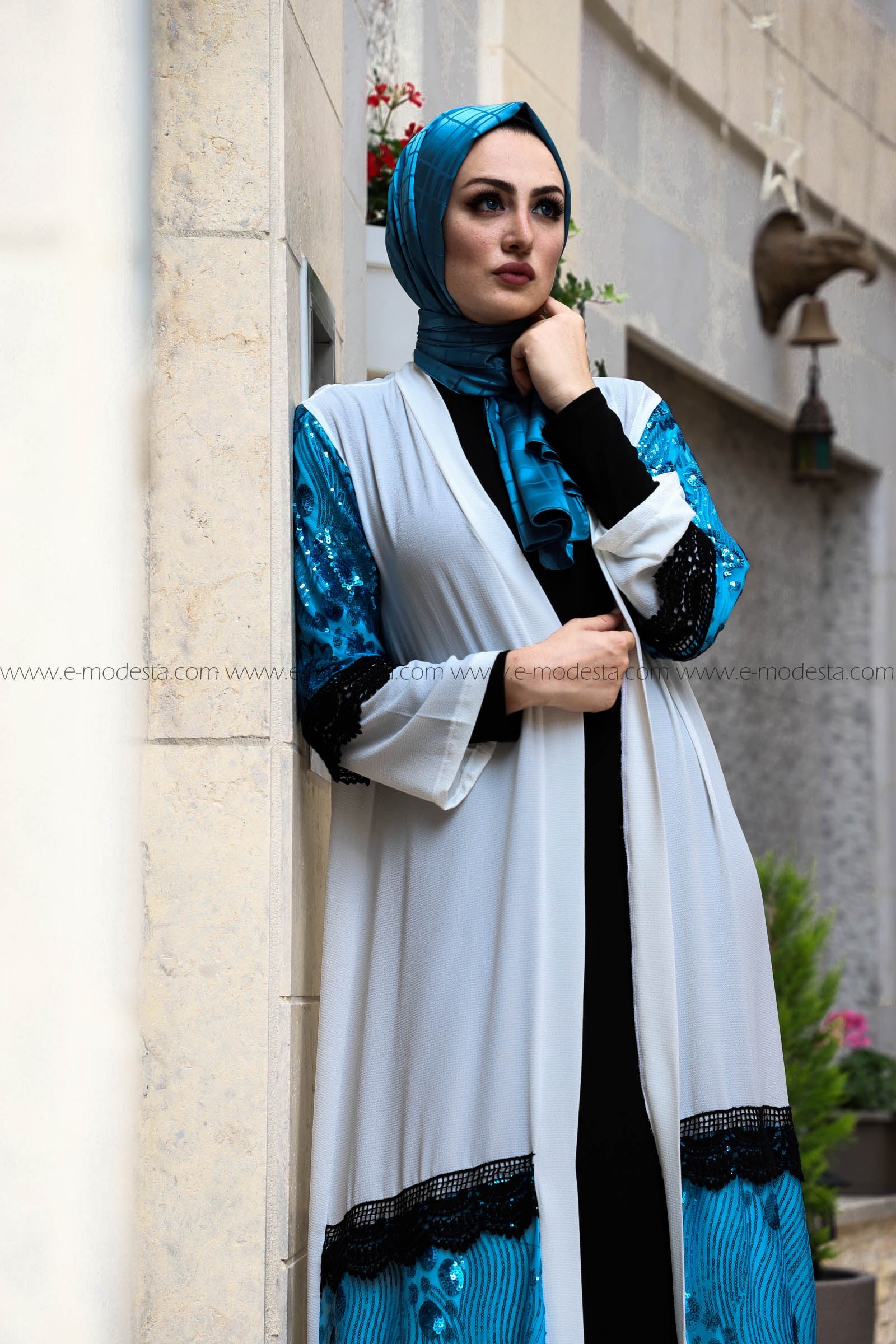 Elegant Blue and White Modern Abaya - E-Modesta#Hijab_fashion#