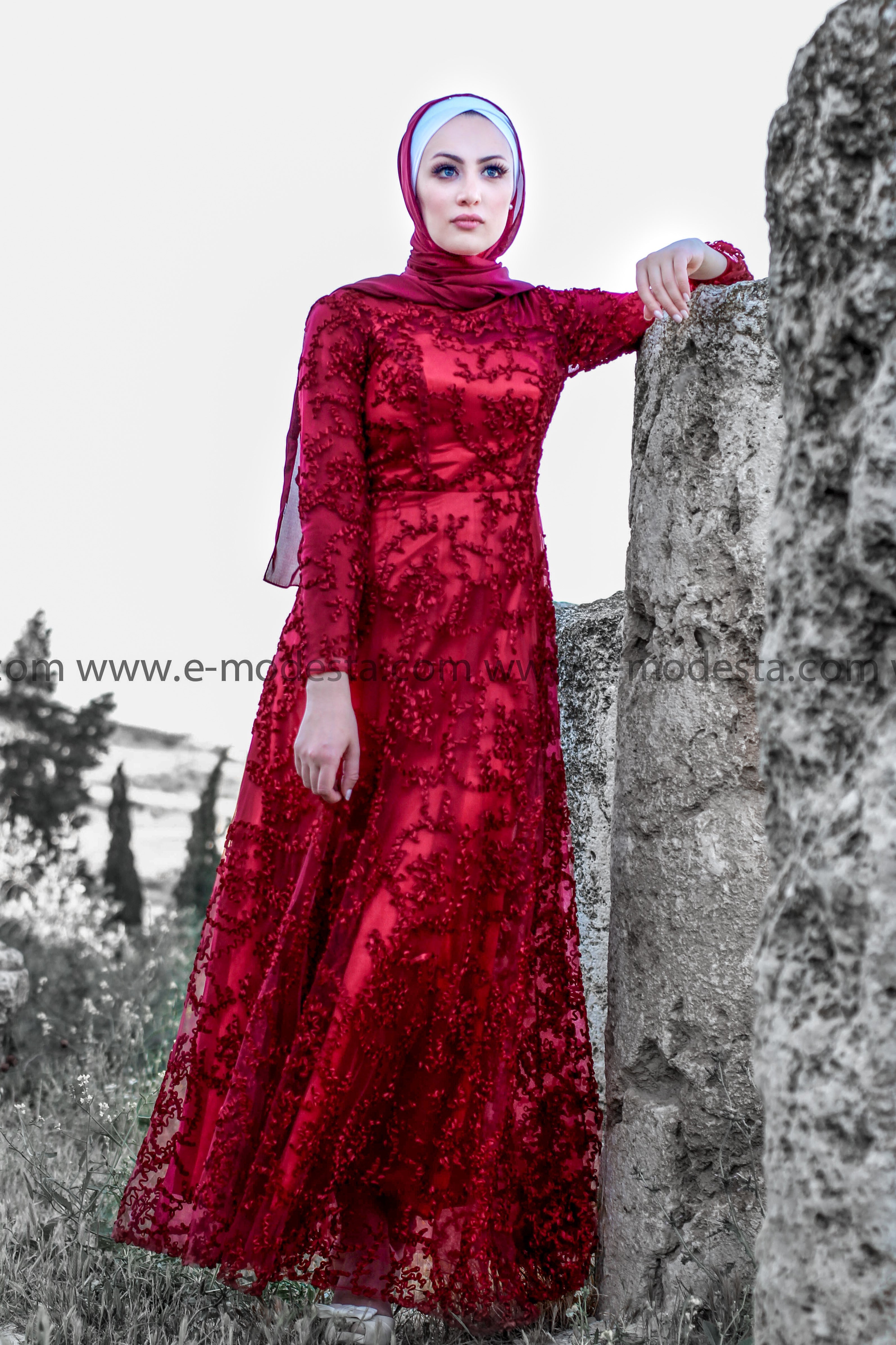 Fancy Highly Elegant Wine Red Evening Dress - E-Modesta#Hijab_fashion#