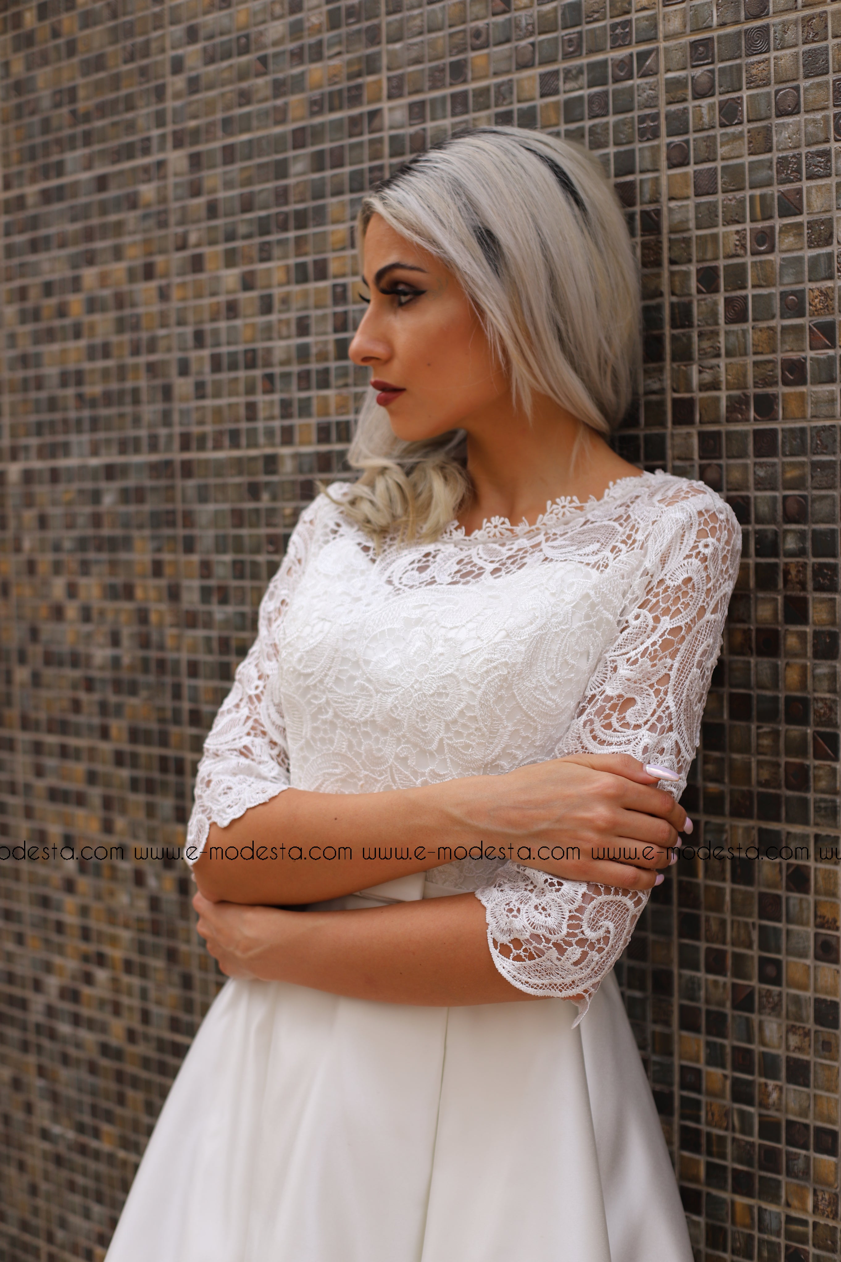 Elegant O-neck Simple Pearl-White Evening Short Dress - E-Modesta